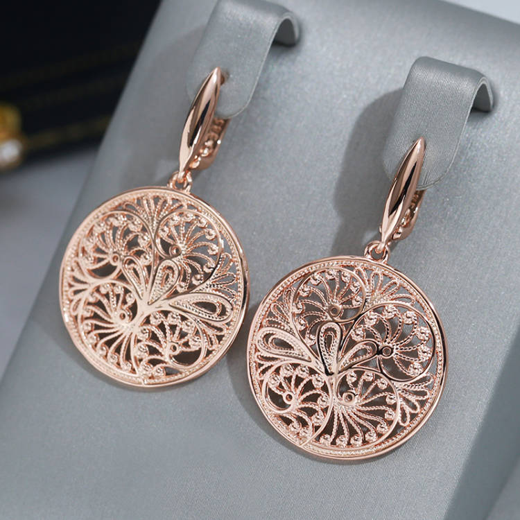 Ethnic Fashion In Dubai - Wbmqda Hollow Metal Flower Long Drop