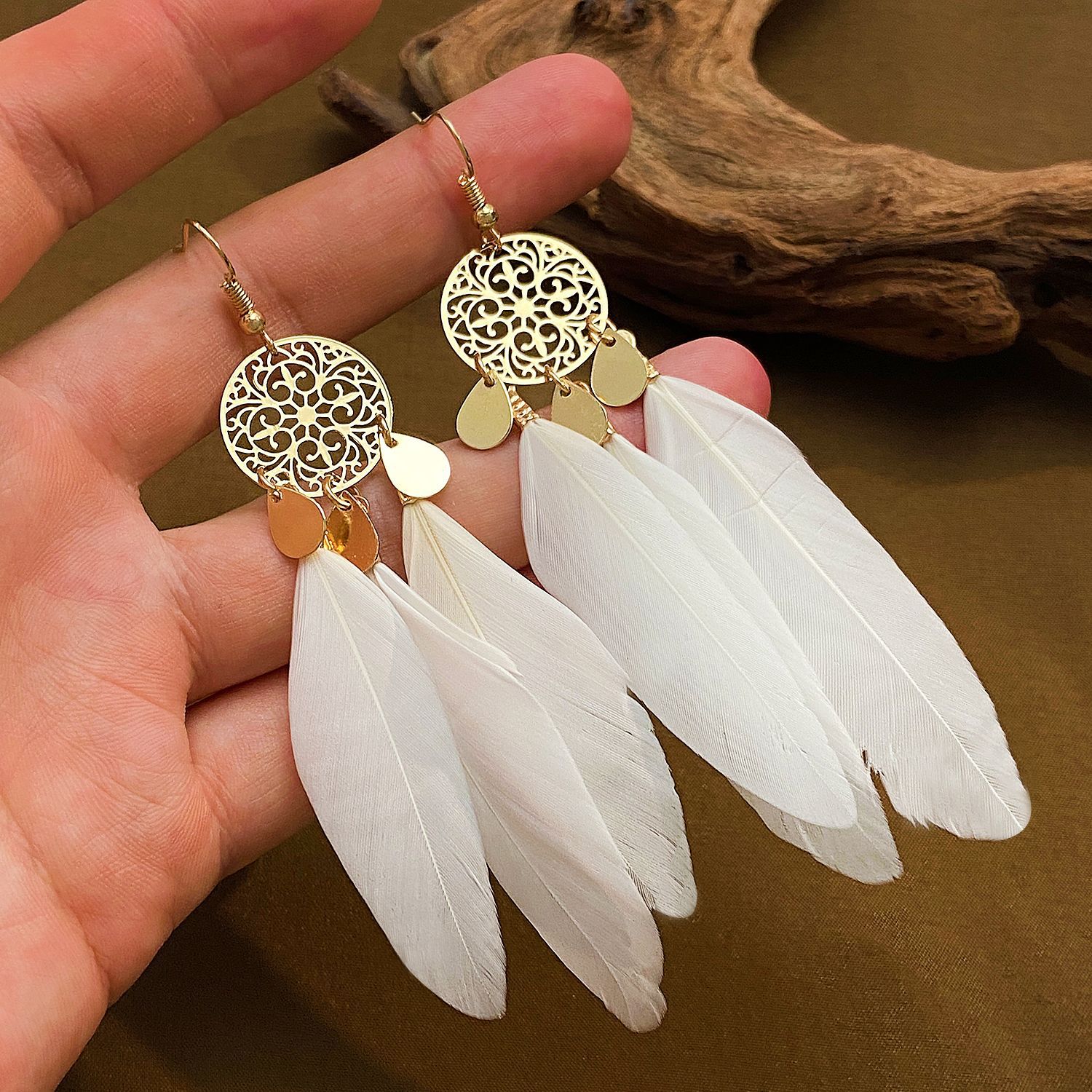 Exotic Bohemian Pink Feather T - Ethnic Modern Fashion recension och pris