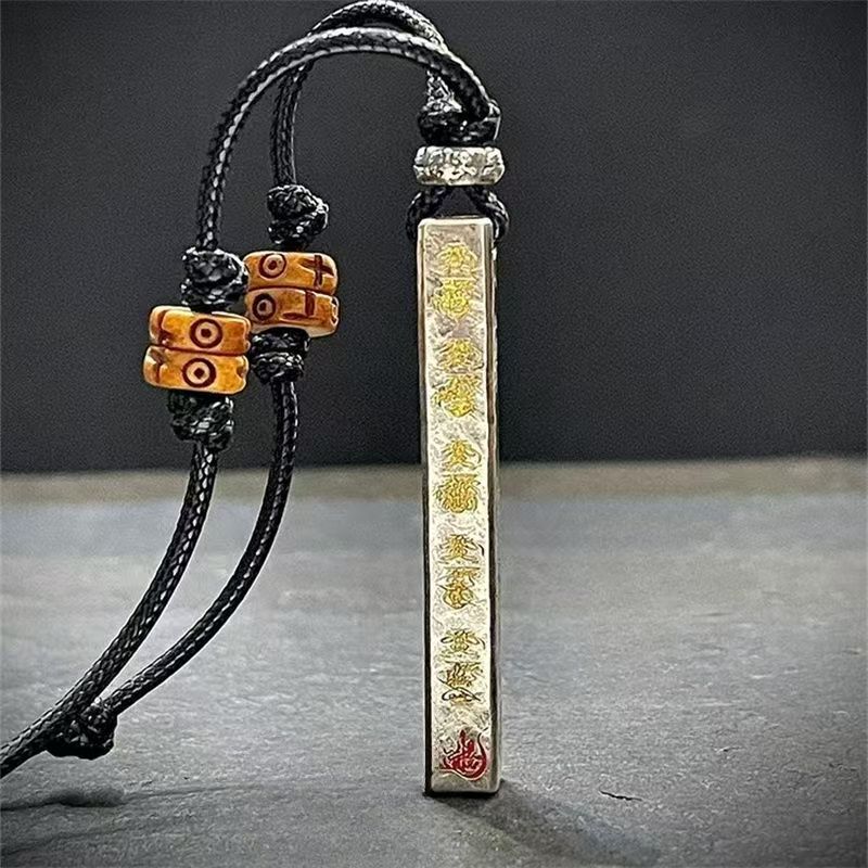 Five-way God of Wealth Pendant - Ethnic Fashion Way recension och pris
