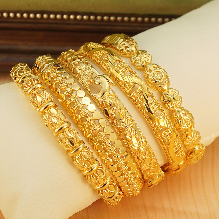 1Pcs Gold Tone Peacock Carved  - Ethnic Fashion In Dubai recension och pris
