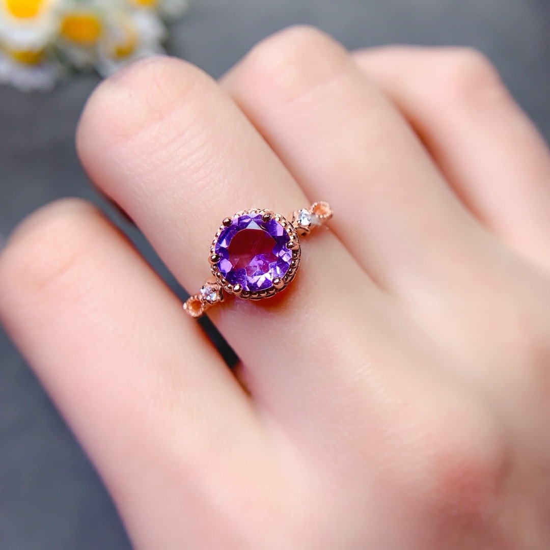 Dazzling Natural Amethyst Ring - Ethnic Wear Fashion Designer recension och pris
