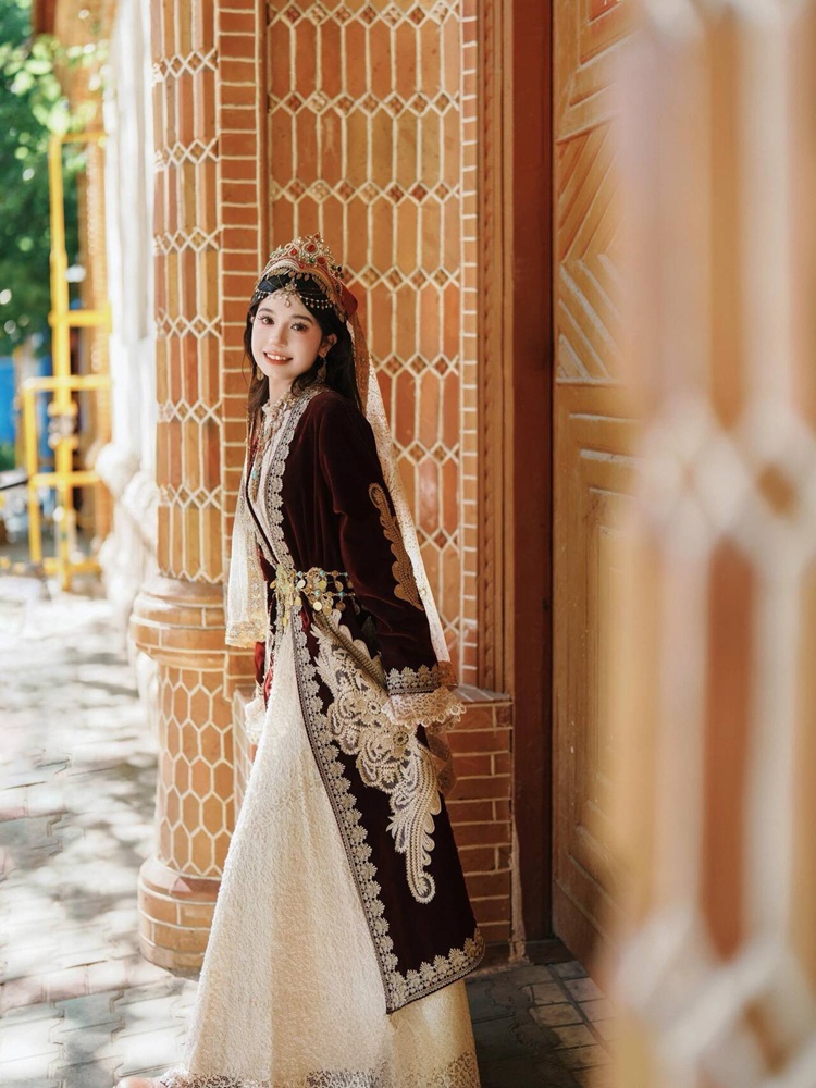 New Ethnic Minority Uygur Clot - Ethnic Clothing & Online Fashion Store Khaadi Pk recension och pris