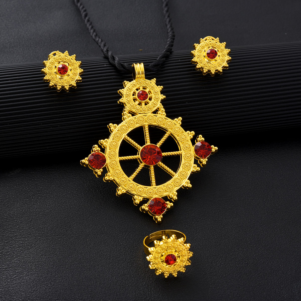Dubai Africa Golden Color Cool - Ethnic Fashion In Dubai recension och pris