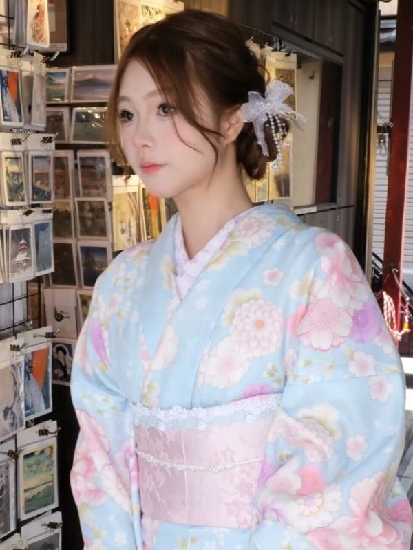 New Vintage Japanese Tradition - Ethnic Fashion Photography recension och pris
